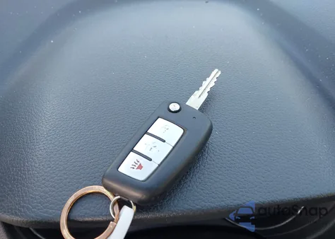 2017 Nissan Rogue S из США, поврежденный, VIN KNMAT2MT4HP569917